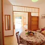 Casa Cecilia A Apartment